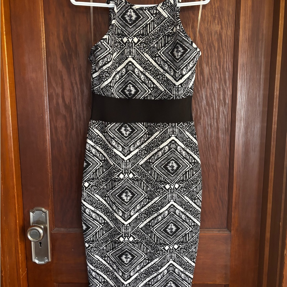 Black and White Geometric Pattern Dress